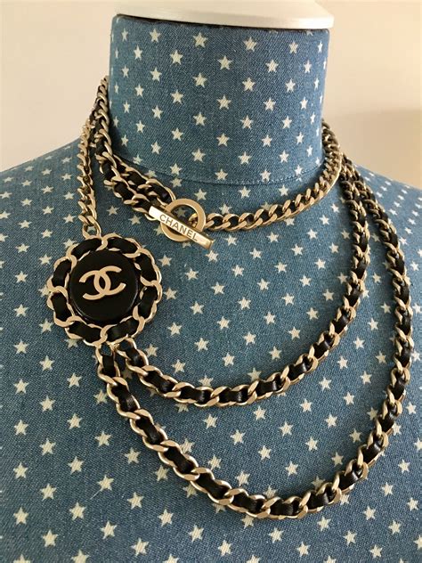 chanel chunky chain|Chanel ring necklace.